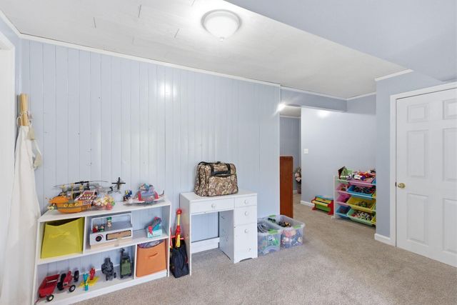204 Village Drive, Frankfort, KY 40601