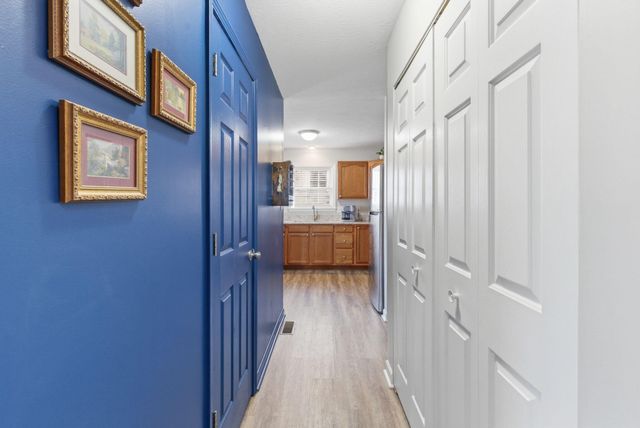 204 Village Drive, Frankfort, KY 40601