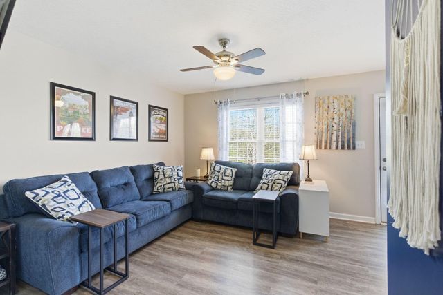 204 Village Drive, Frankfort, KY 40601