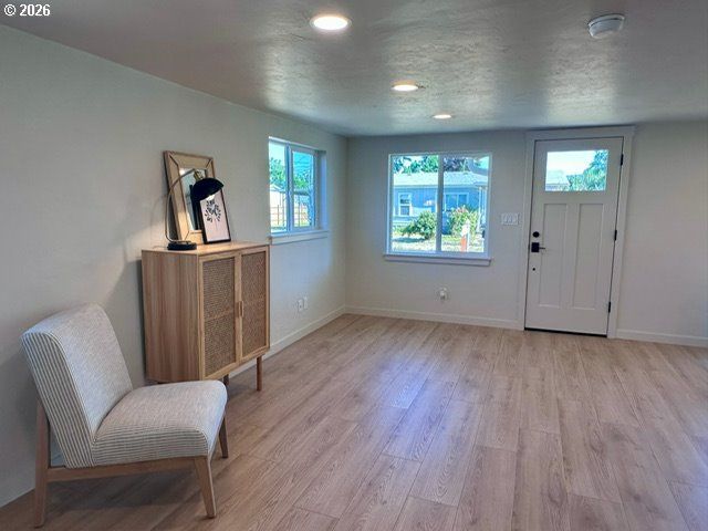 2345 F St, Springfield, OR 97477