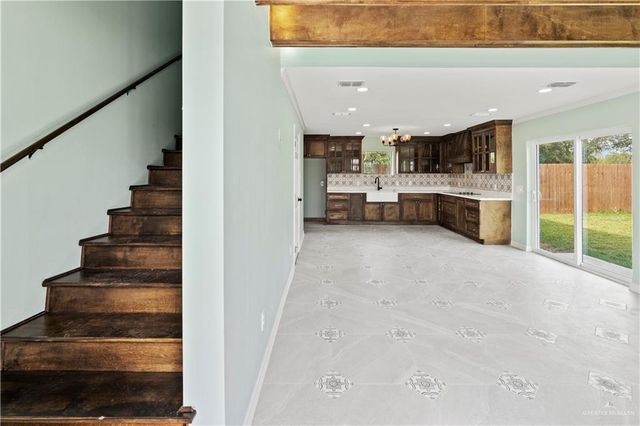 1401 E Karen Drive D, Alton, TX 78573