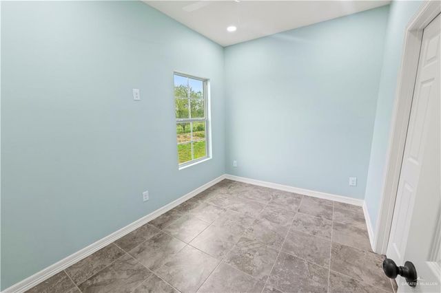 1401 E Karen Drive D, Alton, TX 78573