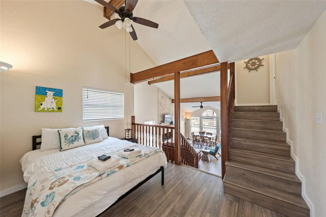 313 Schooner Drive, Freeport, TX 77541