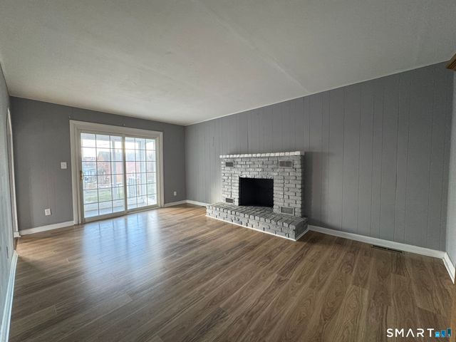 310 Lestertown Road, Groton, CT 06340