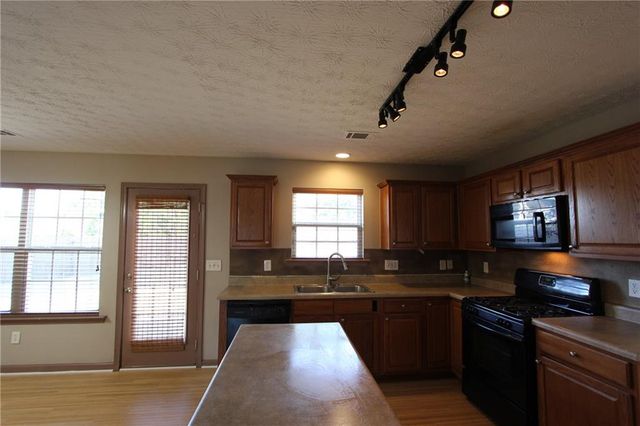 838 Roxholly Lane, Buford, GA 30518