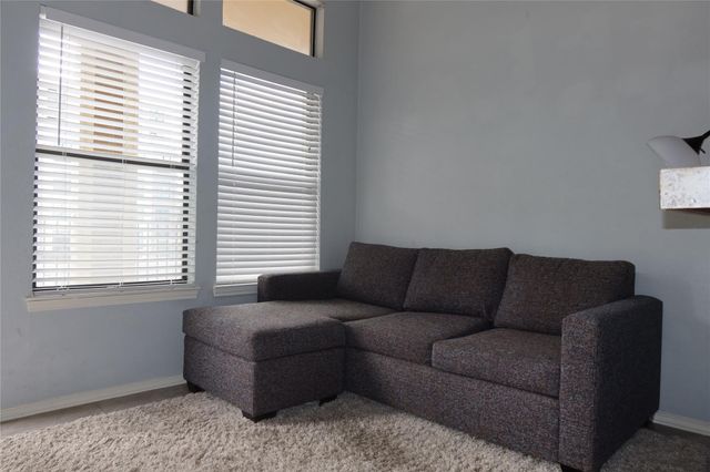 2802 Nueces ST 306, Austin, TX 78705