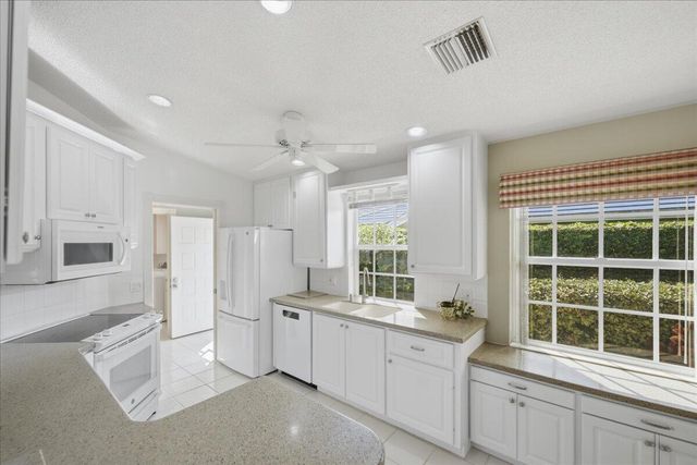 1253 NW Bentley Circle #a, Port St. Lucie, FL 34986