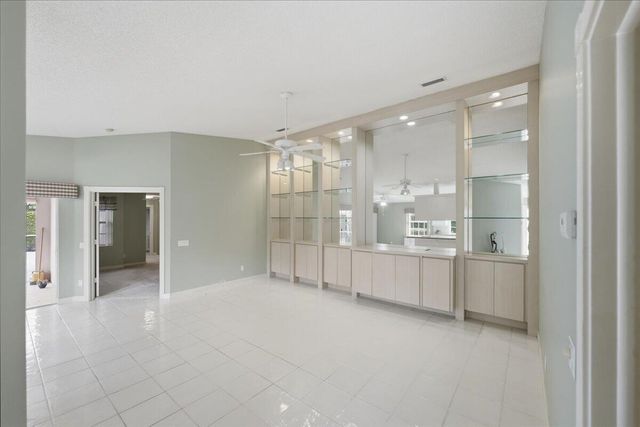 1253 NW Bentley Circle #a, Port St. Lucie, FL 34986