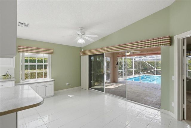 1253 NW Bentley Circle #a, Port St. Lucie, FL 34986