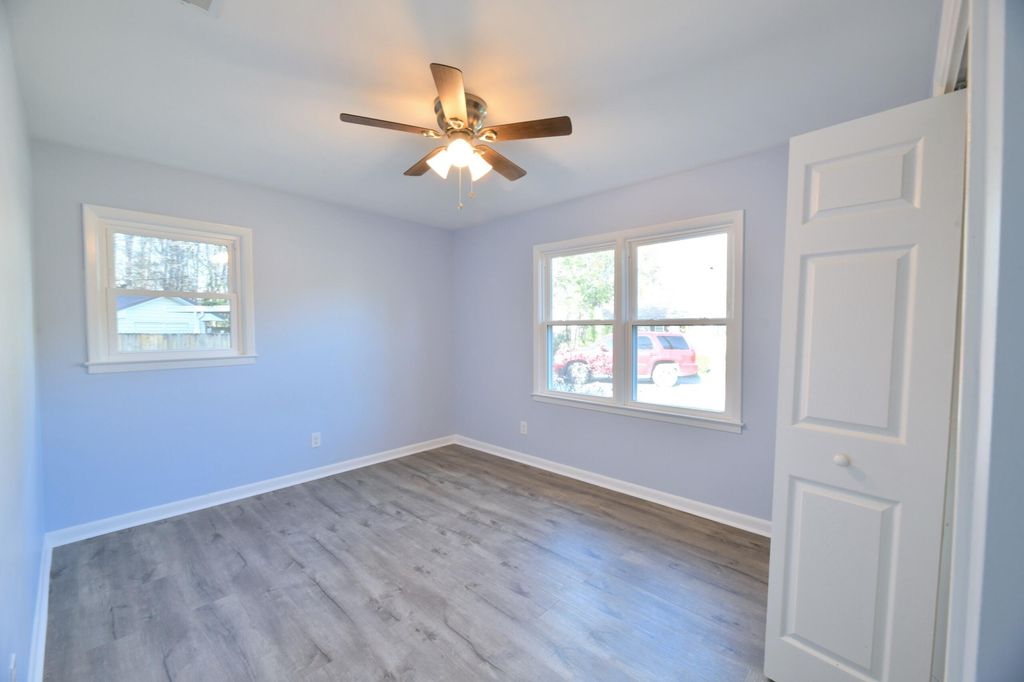 Image 14 of property listing at 109 Tupelo Street, Summerville, SC 29485