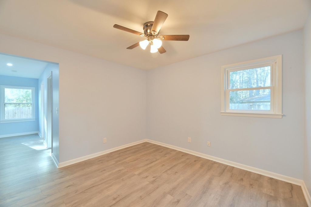 Image 22 of property listing at 109 Tupelo Street, Summerville, SC 29485