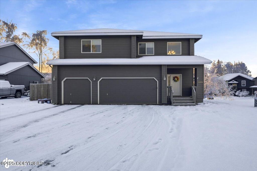 13096 Curry Ridge Circle, Eagle River, AK 99577
