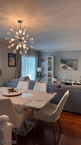 40 Holly St, Jersey City, NJ 07305