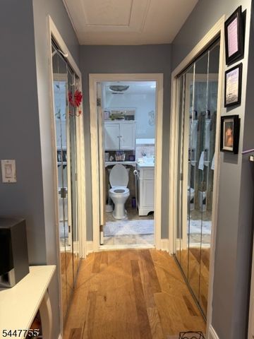 40 Holly St, Jersey City, NJ 07305