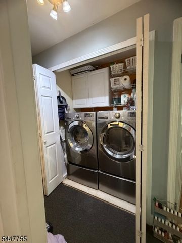 40 Holly St, Jersey City, NJ 07305