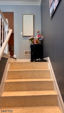 40 Holly St, Jersey City, NJ 07305