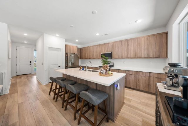 35241 Valencia Pt, Fallbrook, CA 92028