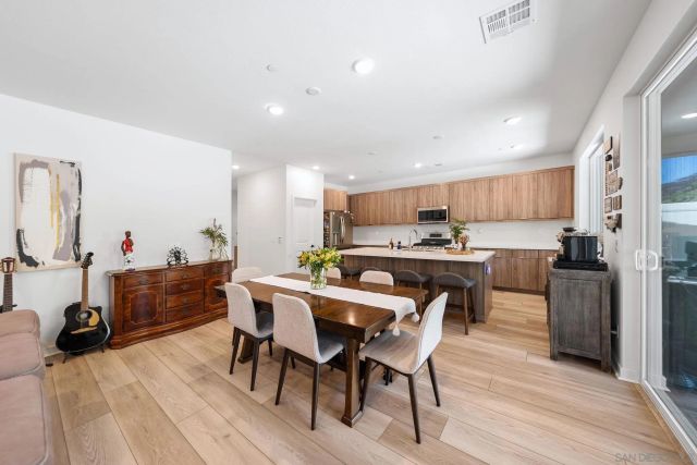 35241 Valencia Pt, Fallbrook, CA 92028