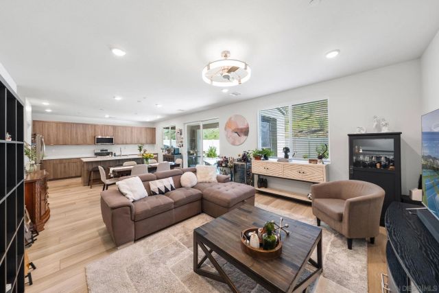 35241 Valencia Pt, Fallbrook, CA 92028