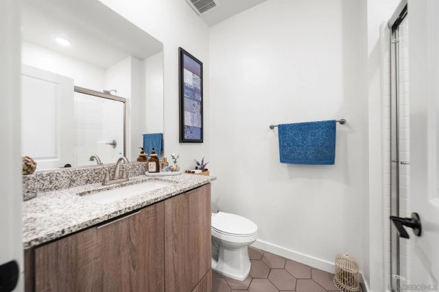 35241 Valencia Pt, Fallbrook, CA 92028