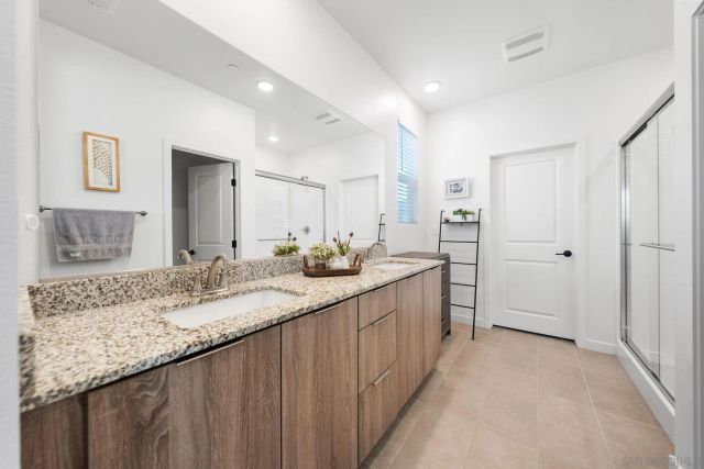 35241 Valencia Pt, Fallbrook, CA 92028