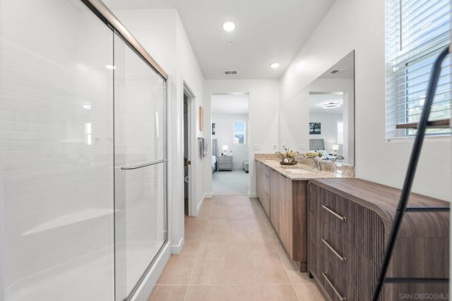 35241 Valencia Pt, Fallbrook, CA 92028