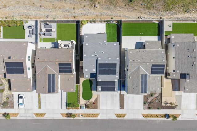 35241 Valencia Pt, Fallbrook, CA 92028
