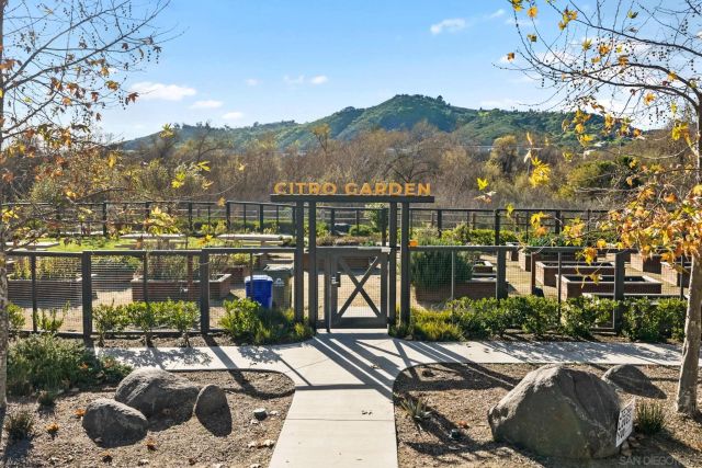 35241 Valencia Pt, Fallbrook, CA 92028
