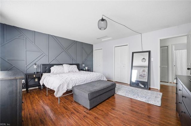 305 Oak Gate DR, Chesapeake, VA 23320