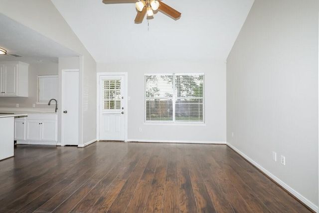 16325 Sun View Lane, Conroe, TX 77302