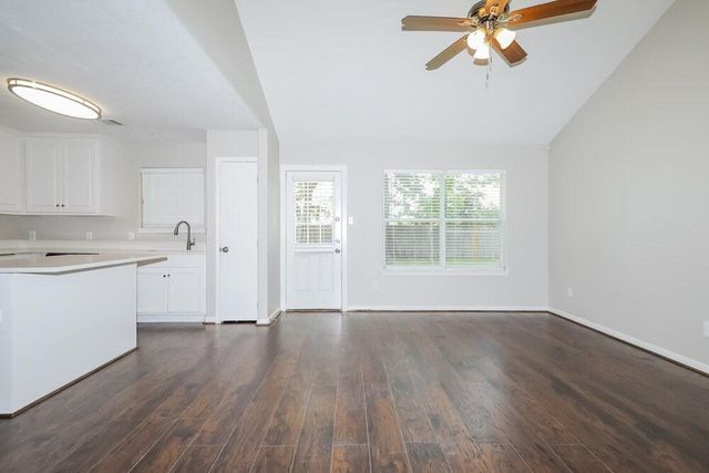 16325 Sun View Lane, Conroe, TX 77302