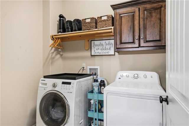 1401 NE 106th Place, Kansas City, MO 64155