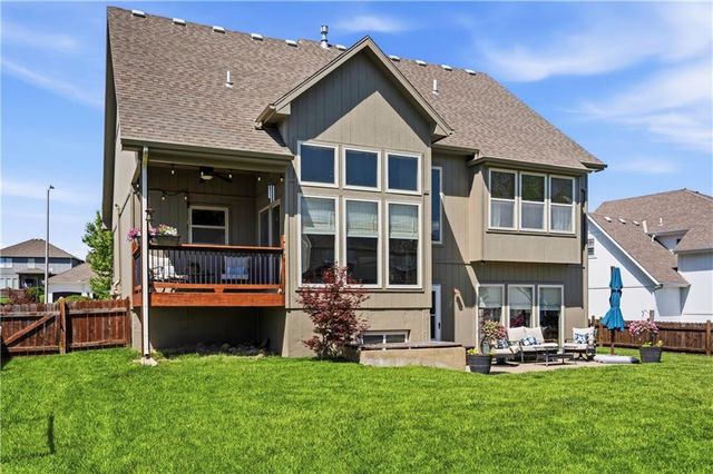 1401 NE 106th Place, Kansas City, MO 64155