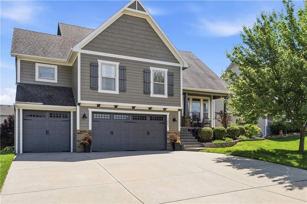 1401 NE 106th Place, Kansas City, MO 64155