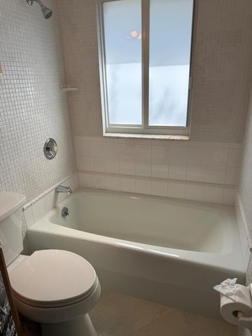 8 SE 8TH Street, Fort Lauderdale, FL 33316