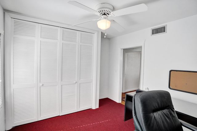 8 SE 8TH Street, Fort Lauderdale, FL 33316
