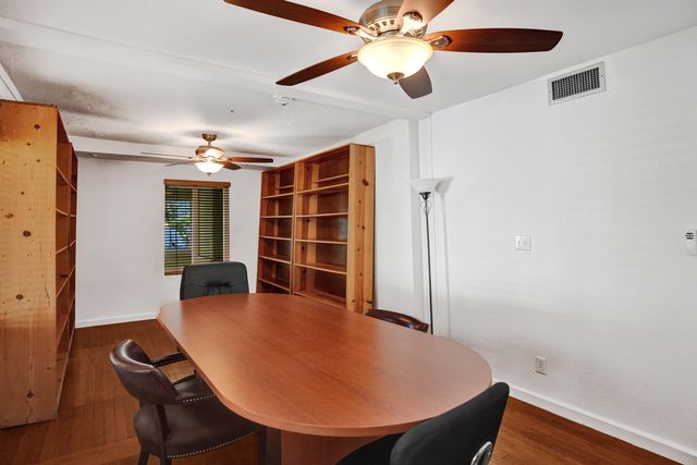 8 SE 8TH Street, Fort Lauderdale, FL 33316
