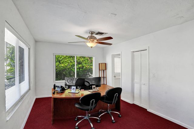 8 SE 8TH Street, Fort Lauderdale, FL 33316