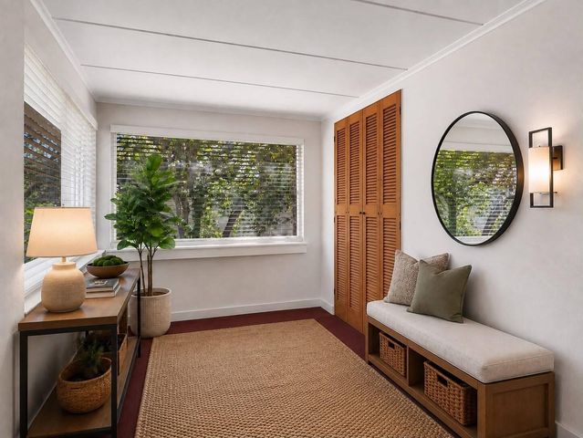 8 SE 8TH Street, Fort Lauderdale, FL 33316