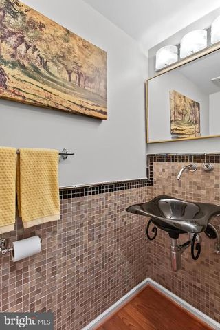 2810 ANDIRON LN, Vienna, VA 22180