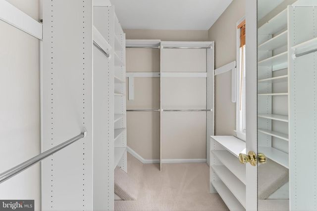 2810 ANDIRON LN, Vienna, VA 22180