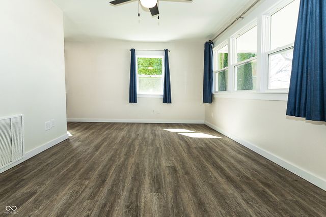 65 Lincoln Avenue, Brownsburg, IN 46112