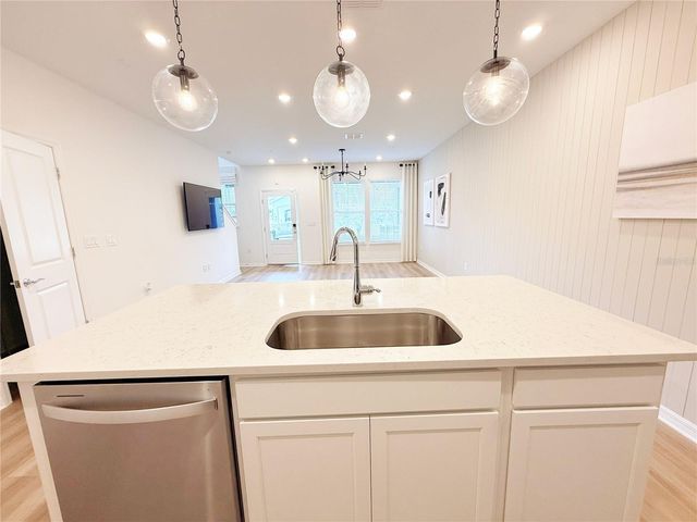 11376 BLUE BAY DRIVE, Orlando, FL 32832