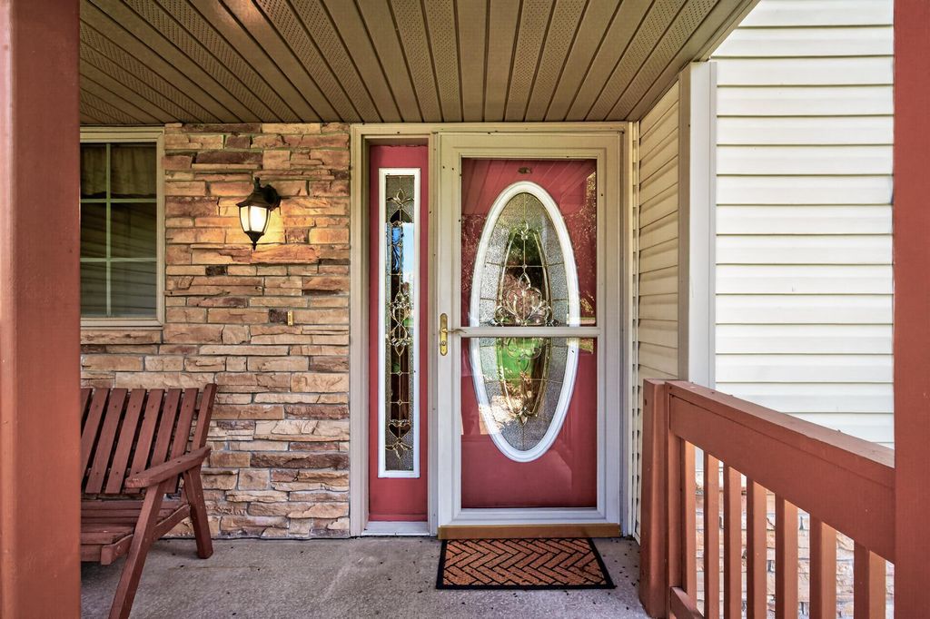 28319 Lakeside Lane, Lindstrom, MN 55045 — photo 4