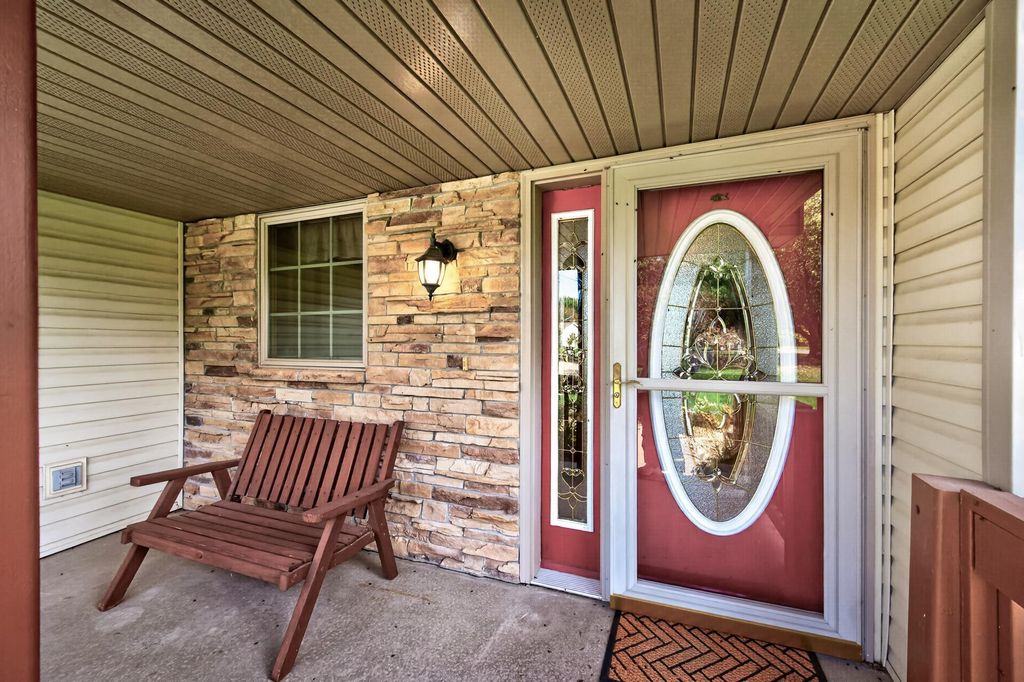 28319 Lakeside Lane, Lindstrom, MN 55045 — photo 5