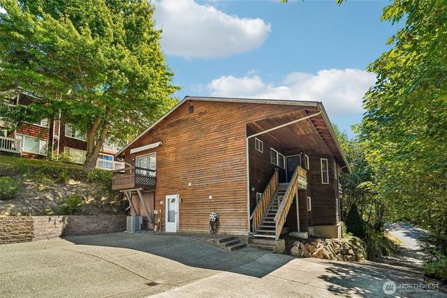 28400 16th Avenue S, Federal Way, WA 98003