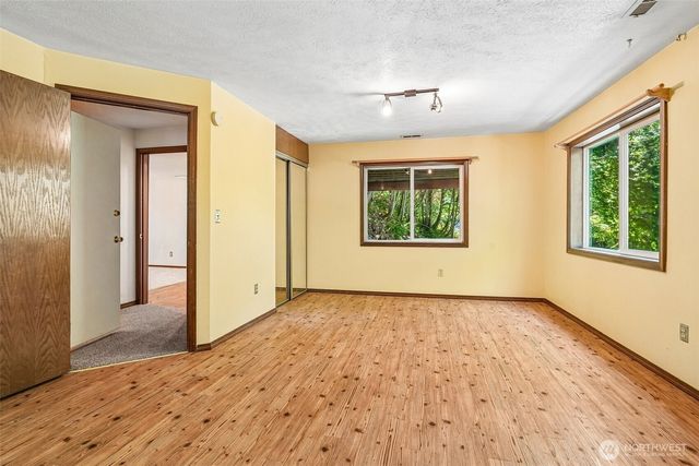 28400 16th Avenue S, Federal Way, WA 98003