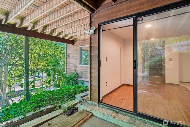 28400 16th Avenue S, Federal Way, WA 98003