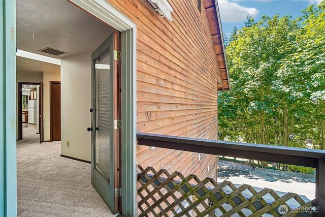 28400 16th Avenue S, Federal Way, WA 98003