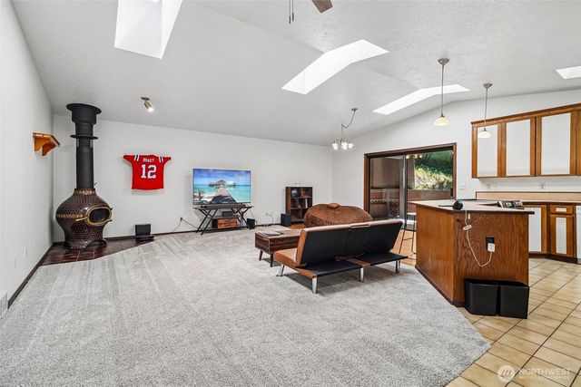 28400 16th Avenue S, Federal Way, WA 98003